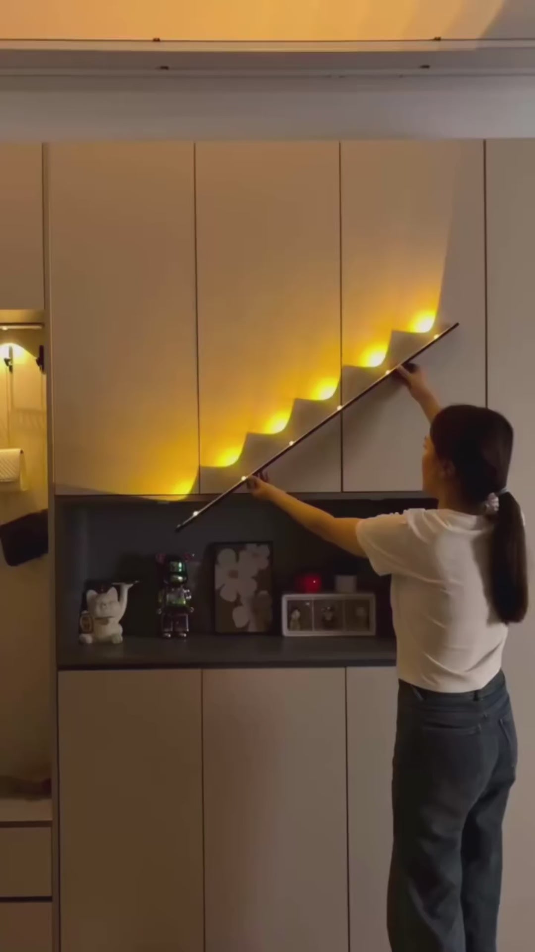 LED PIR Motion Sensor Cabinet  With USB Rechargeble